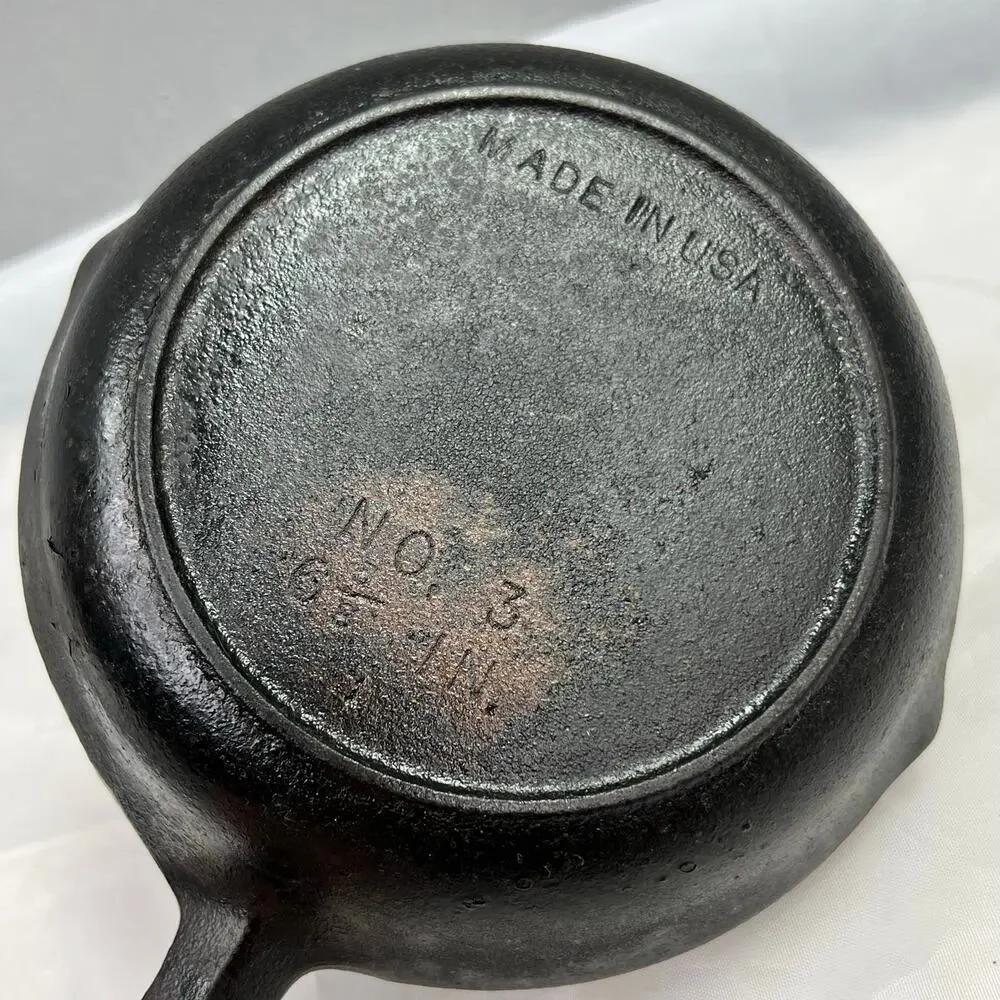 Vintage BSR Cast Iron Skillet No. 3 Fry Pan 6-5/8